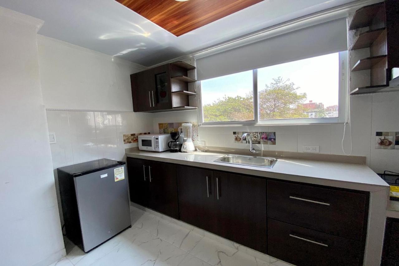 Villa Santos Apartaestudios บาร์รังกีญา ภายนอก รูปภาพ