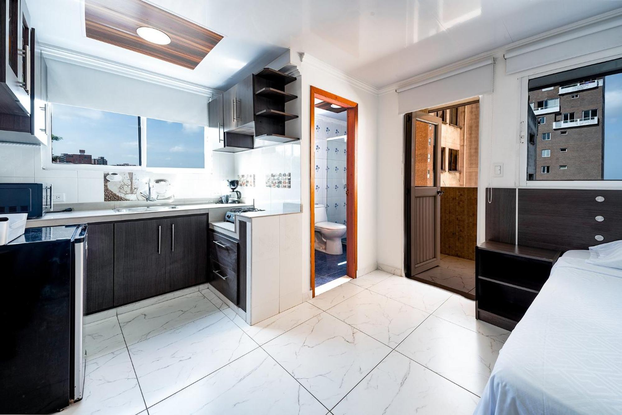 Villa Santos Apartaestudios บาร์รังกีญา ภายนอก รูปภาพ