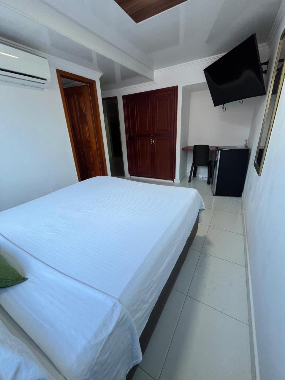 Villa Santos Apartaestudios บาร์รังกีญา ภายนอก รูปภาพ
